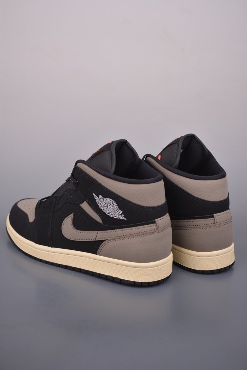 Air Jordan 1 Mid 'Black / Brown' view