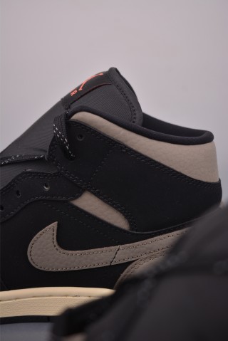 Air Jordan 1 Mid 'Black / Brown' view 8