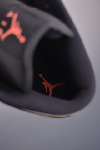 Air Jordan 1 Mid 'Black / Brown' view 9