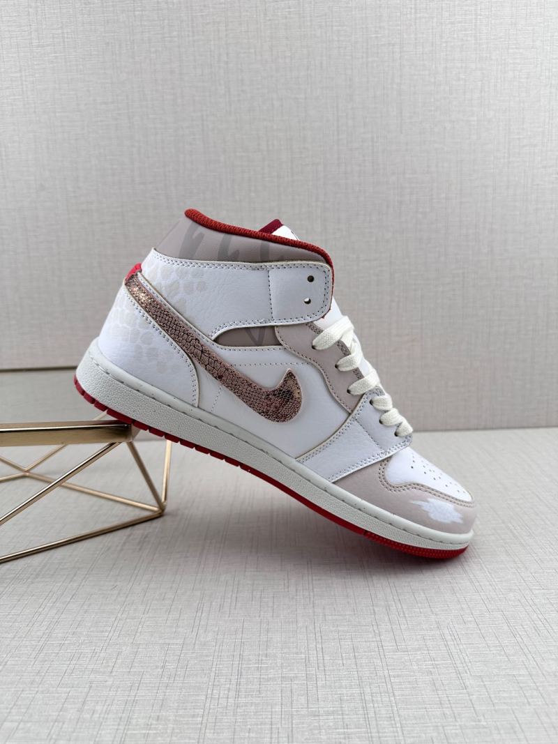 Air Jordan 1 Mid 'Snake Year' view