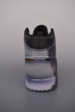 Air Jordan 1 Mid 'Monkey King' view 4