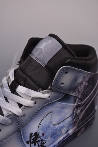 Air Jordan 1 Mid 'Monkey King' view 7