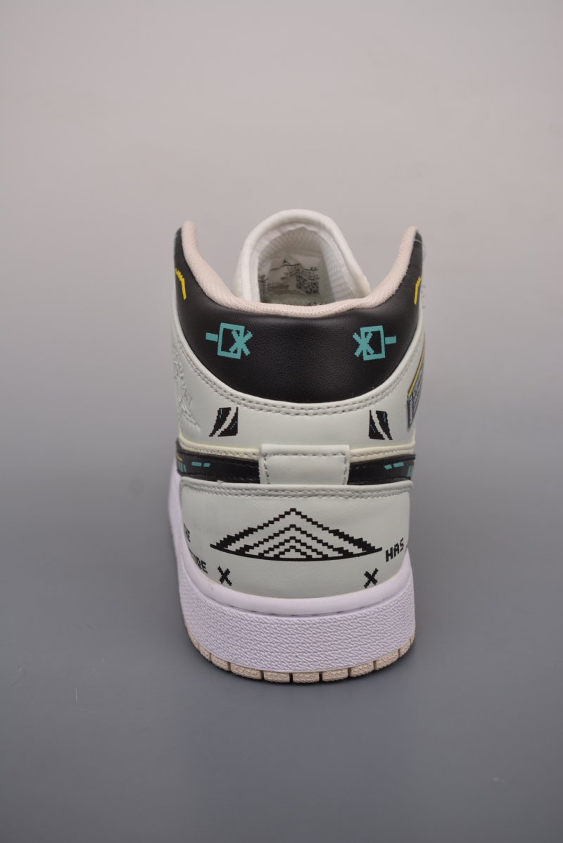 Air Jordan 1 Mid 'Cyberpunk' view