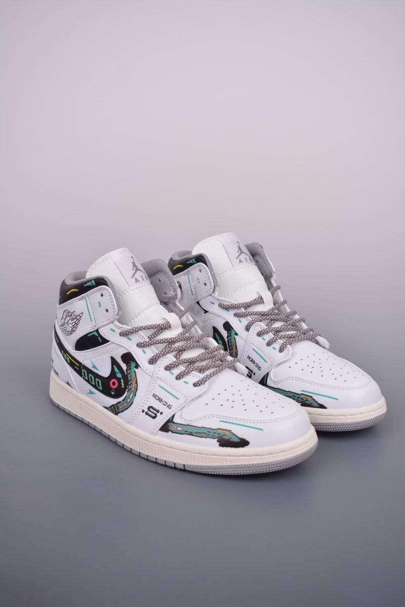 Air Jordan 1 Mid 'Cyberpunk'