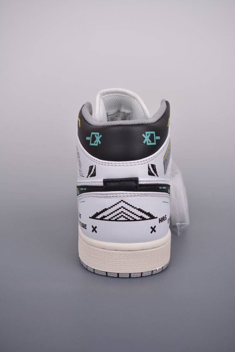 Air Jordan 1 Mid 'Cyberpunk' view