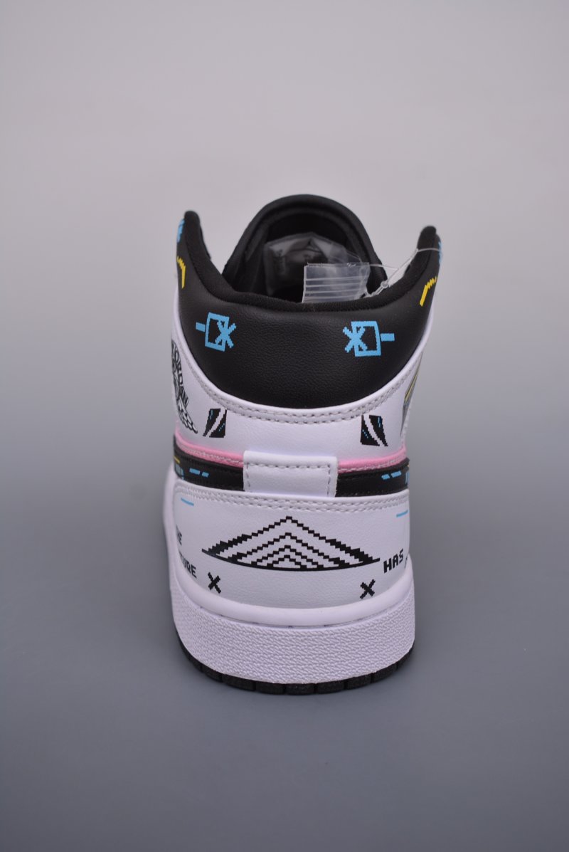 Air Jordan 1 Mid 'Cyberpunk' view
