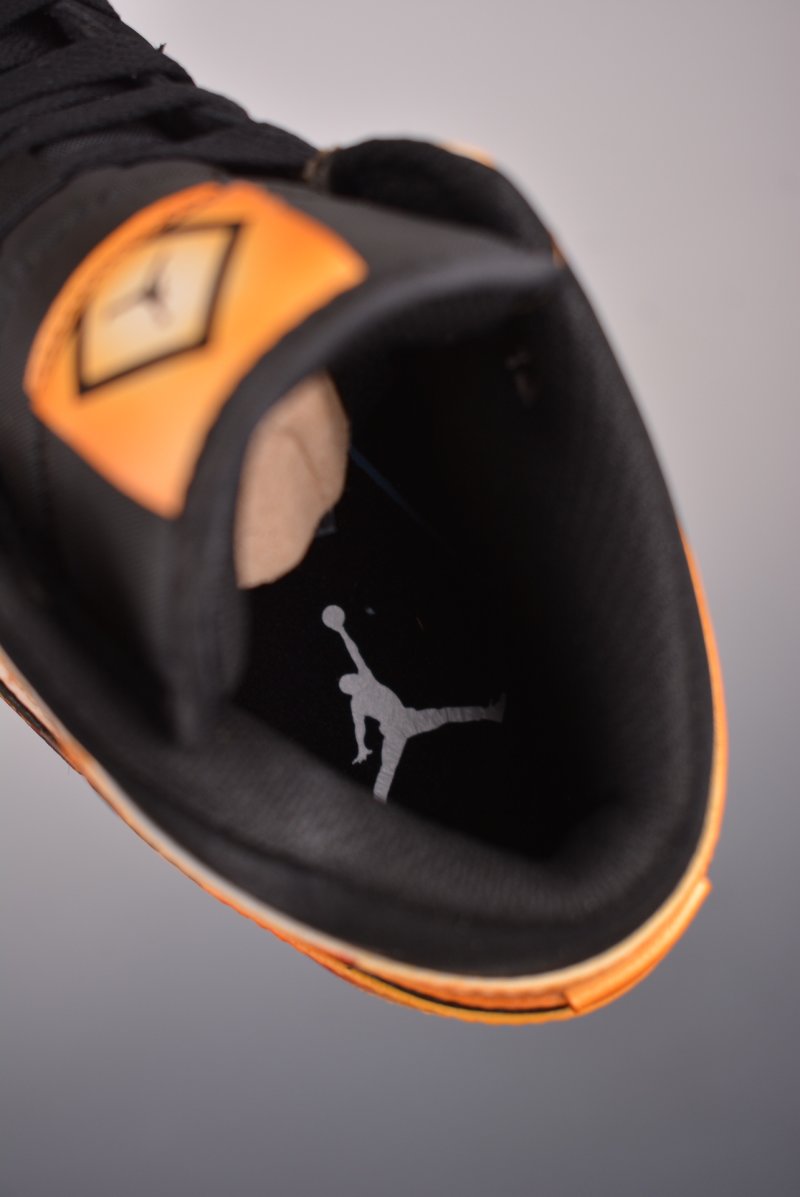Air Jordan 1 Mid 'Monkey King' view