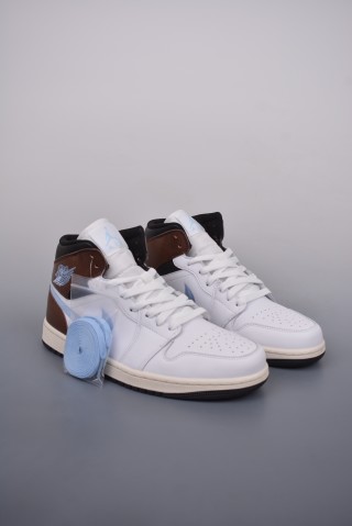 Air Jordan 1 Mid 'White / Brown' view 1