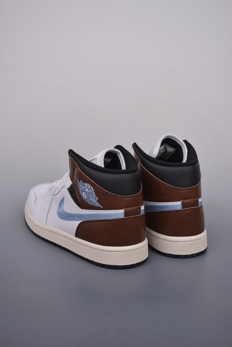 Air Jordan 1 Mid 'White / Brown' view