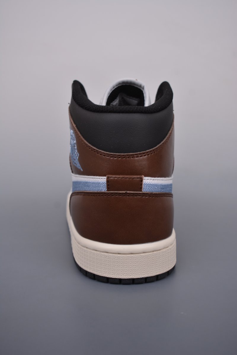 Air Jordan 1 Mid 'White / Brown' view