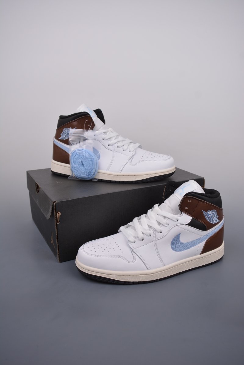 Air Jordan 1 Mid 'White / Brown' view