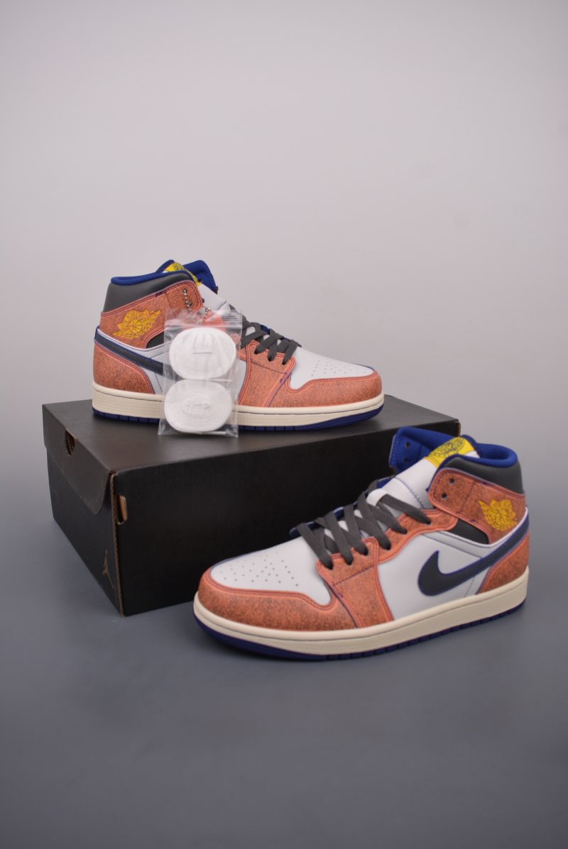 Air Jordan 1 Mid 'White / Orange Toe' view
