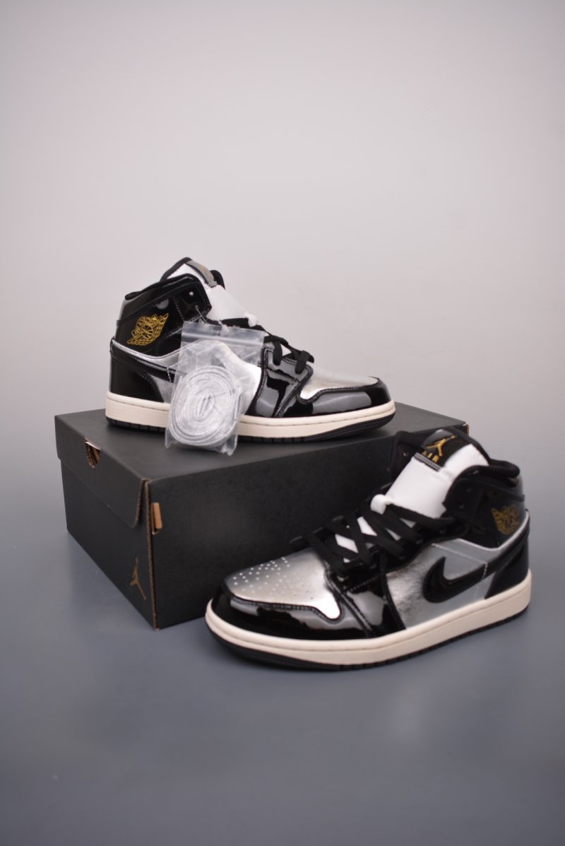 Air Jordan 1 Mid 'Black / Silver' view