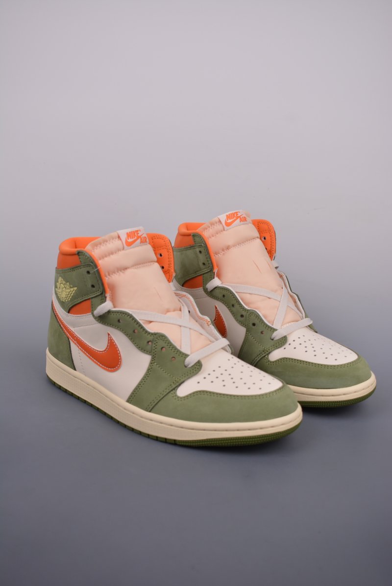 Air Jordan 1 Retro 'Celadon'