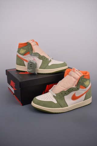 Air Jordan 1 Retro 'Celadon' view 5