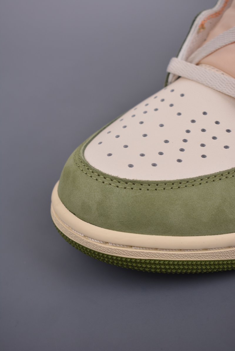 Air Jordan 1 Retro 'Celadon' view