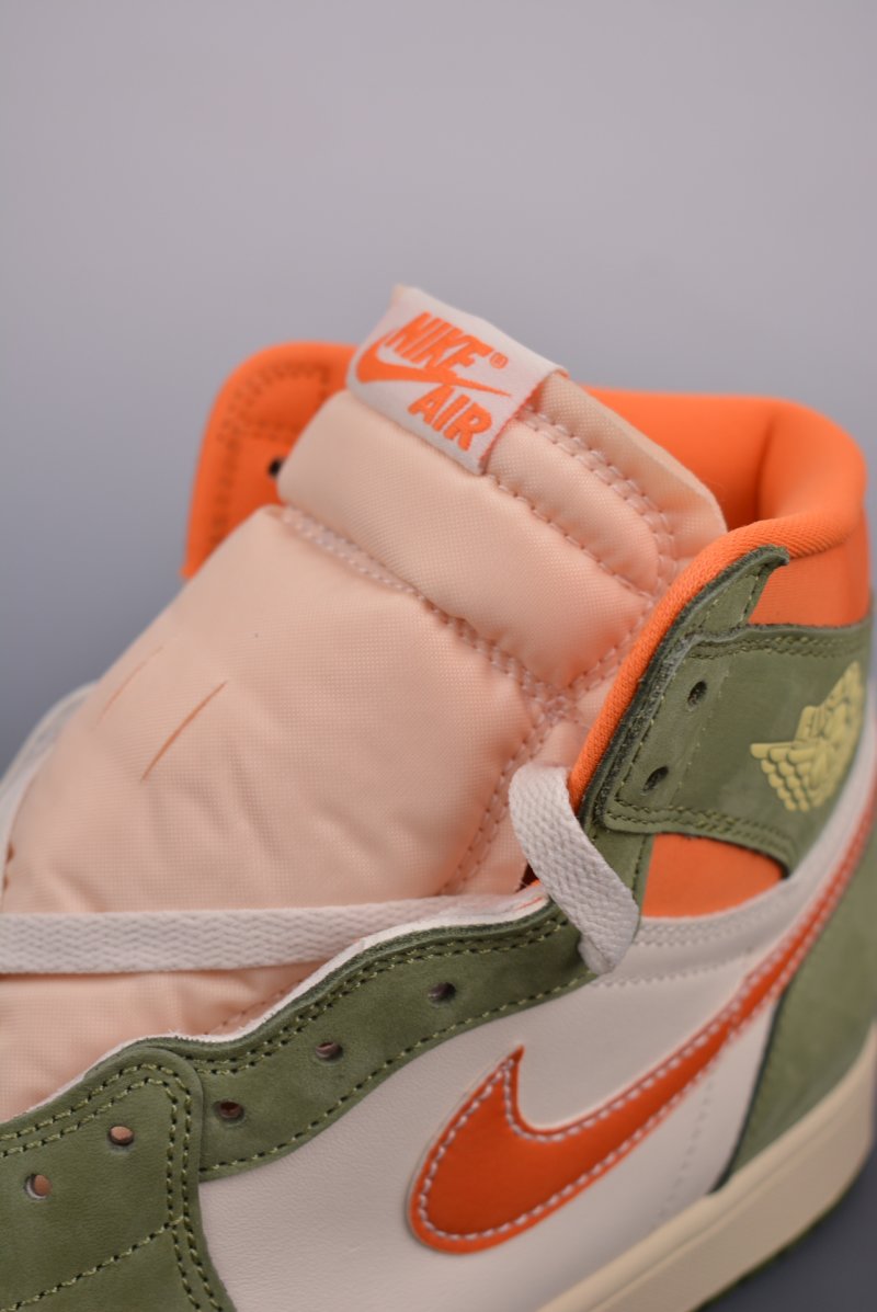 Air Jordan 1 Retro 'Celadon' view