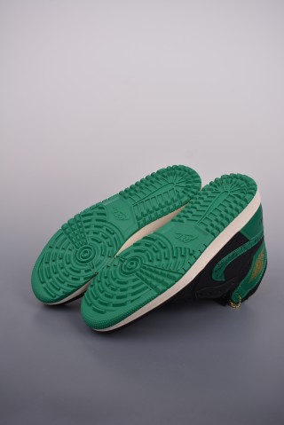 Air Jordan 1 Retro Golf 'Black / Green' view 3