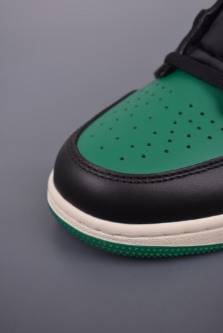 Air Jordan 1 Retro Golf 'Black / Green' view 6