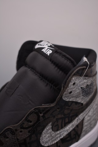 Air Jordan 1 Retro High OG view 25