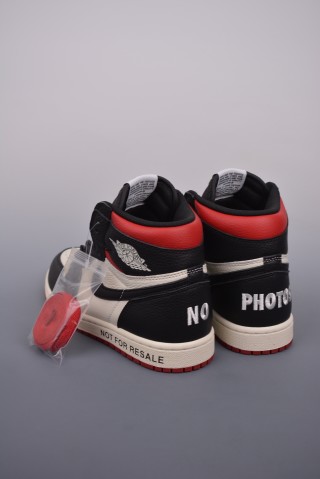 Air Jordan 1 Retro High OG view 29