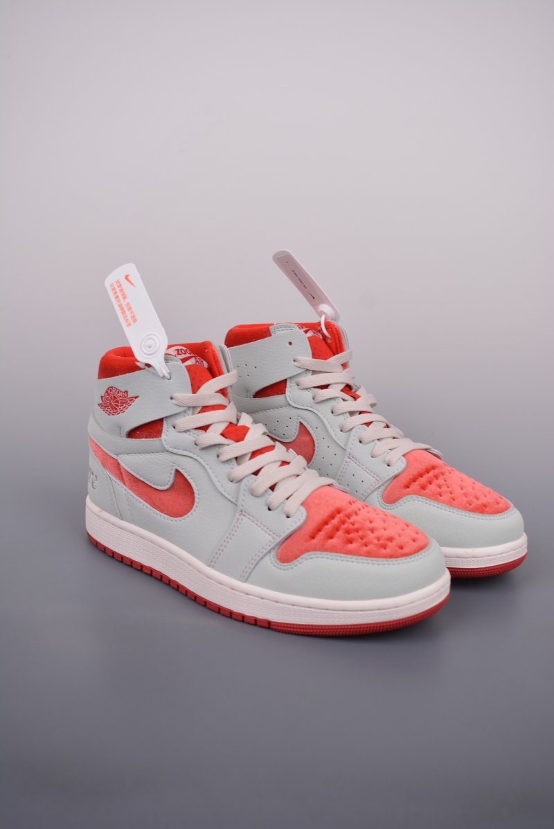 Air Jordan 1 Zoom CMFT view