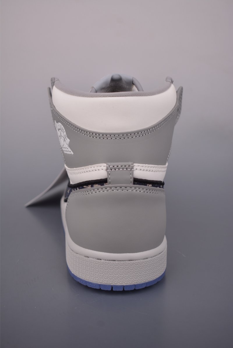 Dior x Air Jordan 1 High OG 'Black / White / Grey' view