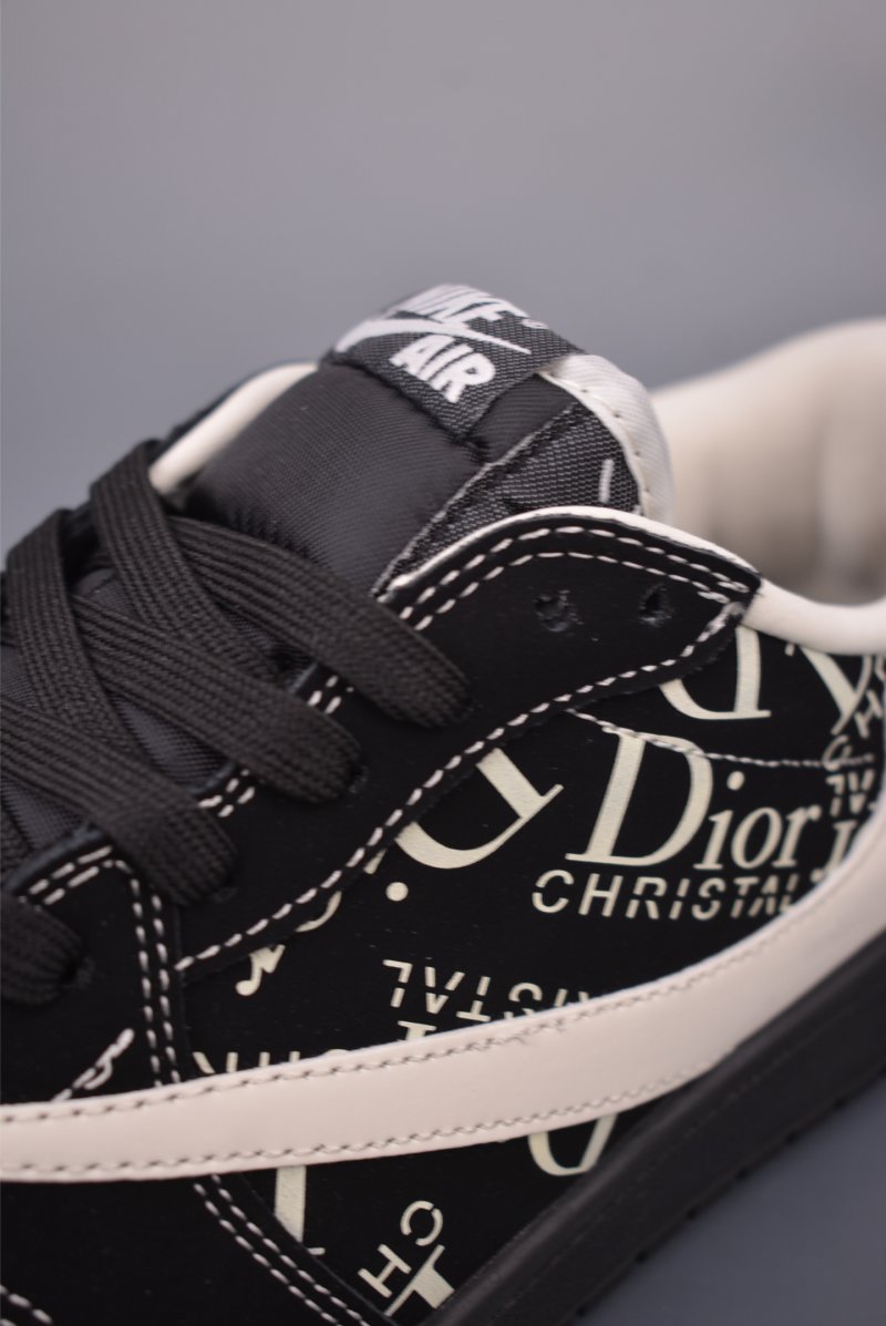 Fragment x Travis Scott x Dior x Air Jordan 1 Low 'Black / White / Blue' view