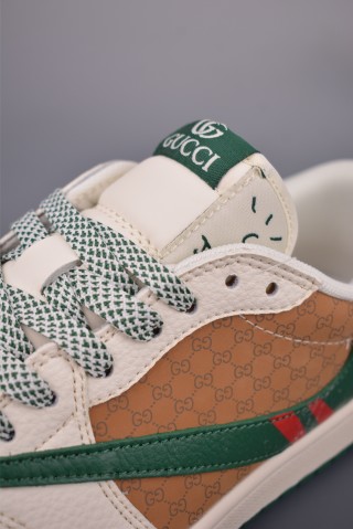 Air Jordan 1 Low 'Travis Scott x Fragment x Gucci' view 7