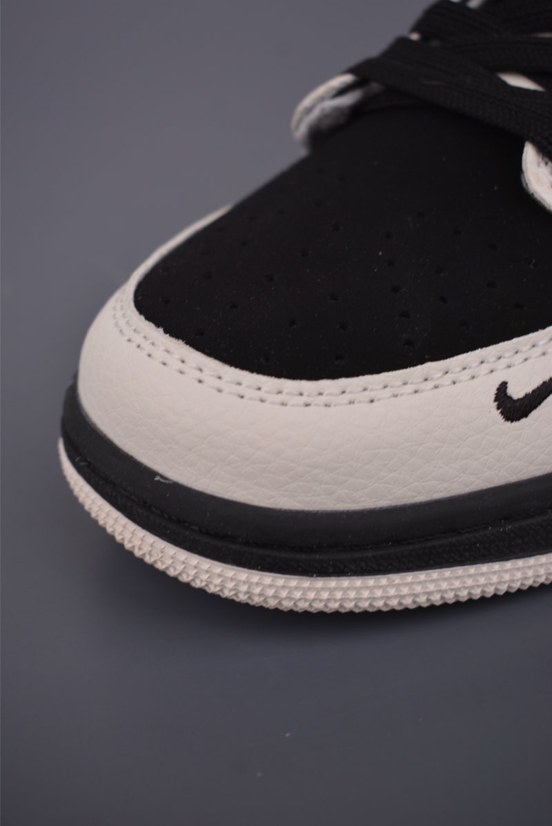 Air Jordan 1 Low 'Travis Scott x Fragment' view
