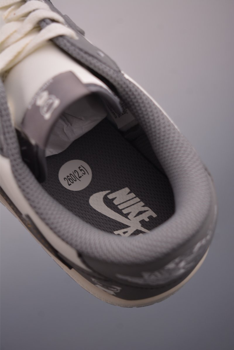 Air Jordan 1 Low 'Travis Scott x Fragment x LV' view