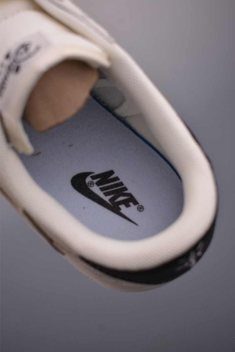 Air Jordan 1 Low 'Travis Scott x Fragment x LV' view