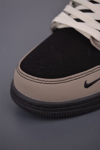 Air Jordan 1 Low 'Travis Scott x Fragment x UN' view 6