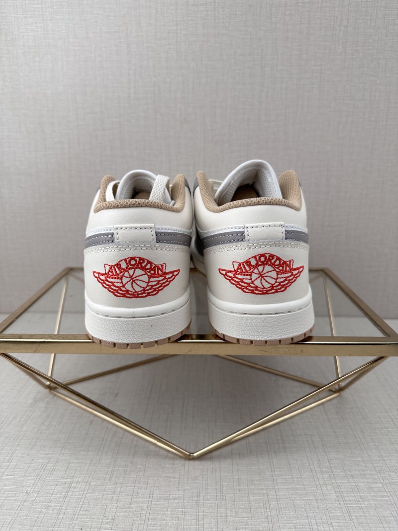 Air Jordan 1 Low 'Grey' view
