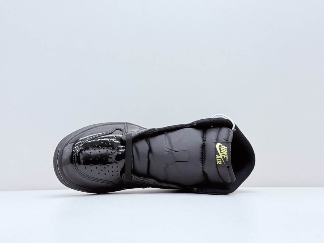 Air Jordan 1 High OG 'Black / Gold' view