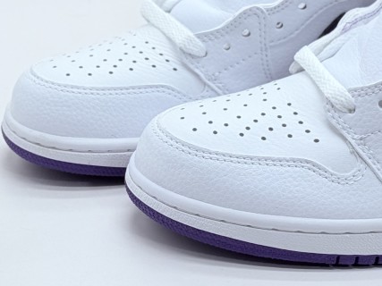 Air Jordan 1 High OG 'Court Purple' view 7