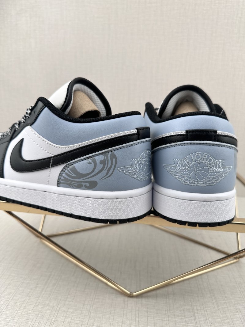 Air Jordan 1 DD11 'Blue' view