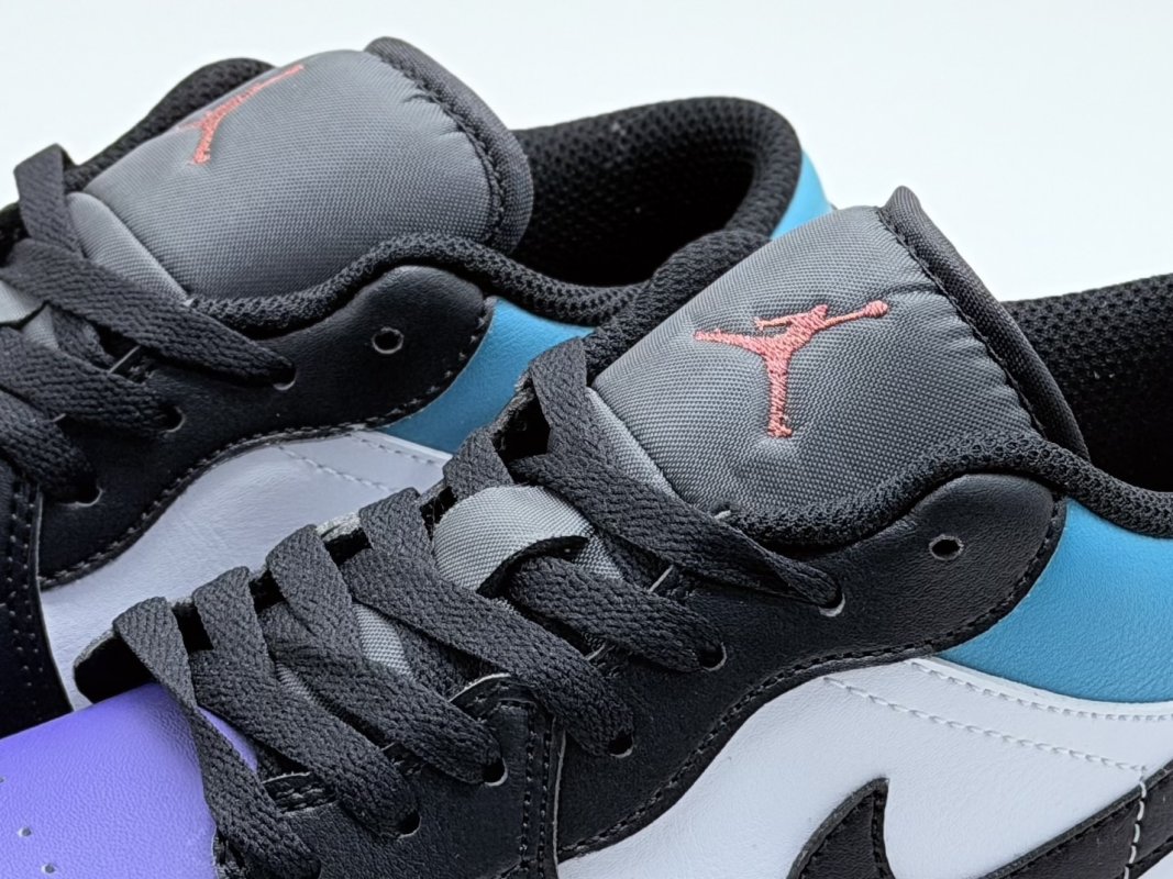 Air Jordan 1 Low 'Black / White / Purple' view