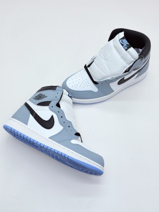 Air Jordan 1 Retro High OG 'University Blue' view 12