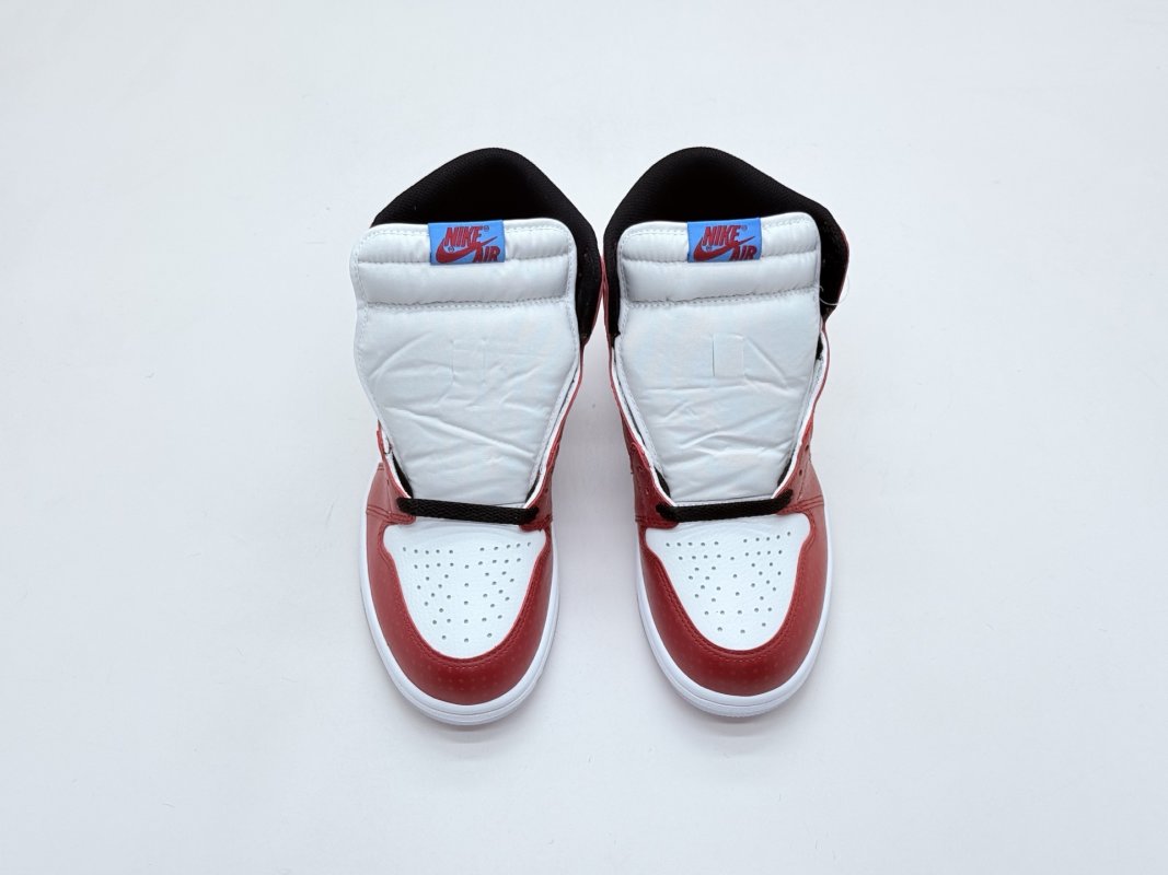 Air Jordan 1 Retro High 'Origin Story' view
