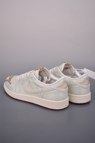 Air Jordan 1 Retro OG 'Flower Embroidery' view 2
