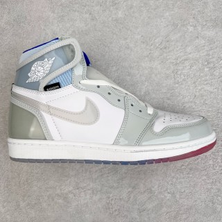Air Jordan 1 Retro High 'Mini Dior' view 1