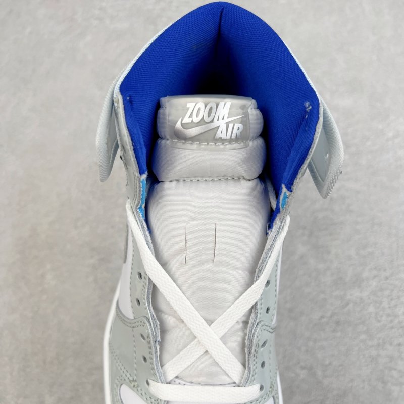 Air Jordan 1 Retro High 'Mini Dior' view