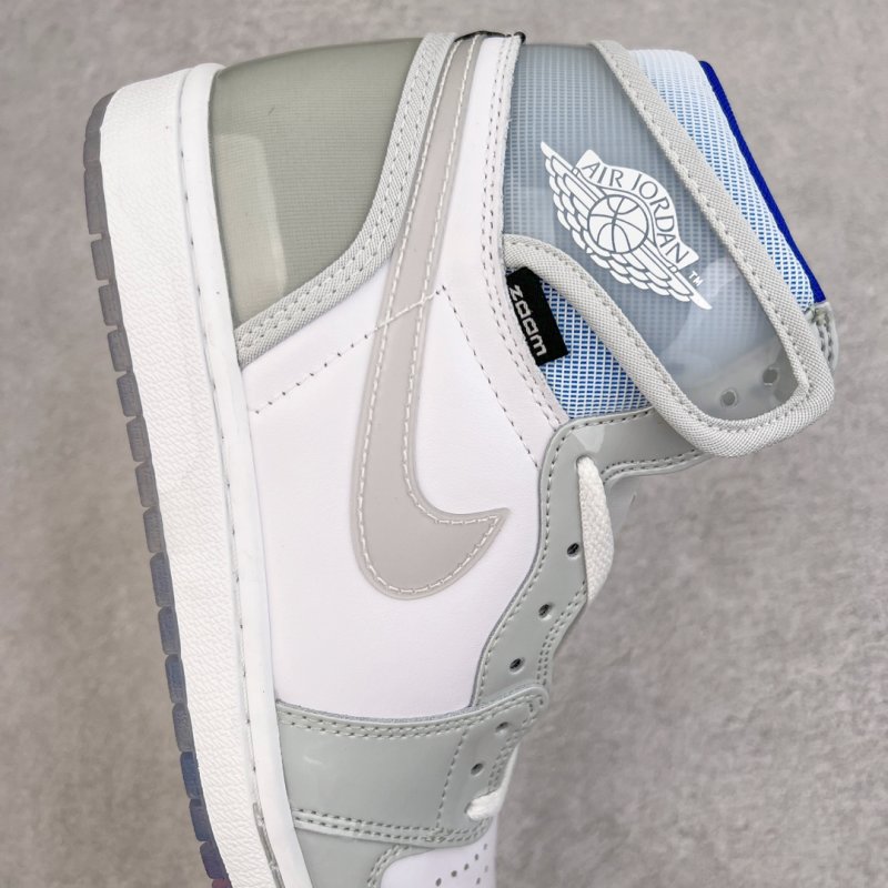 Air Jordan 1 Retro High 'Mini Dior' view