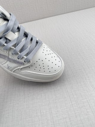 Air Jordan 1 Low 'LV x Made' view 6