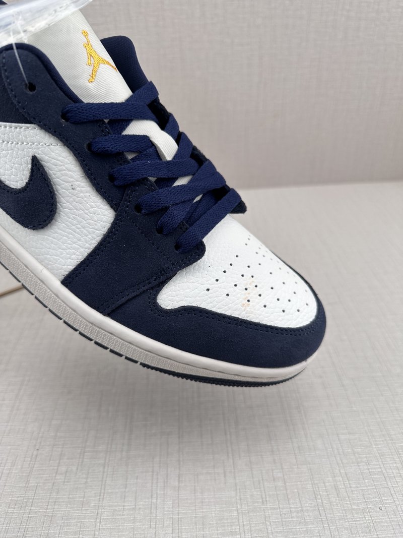 Air Jordan 1 Low DD11 view