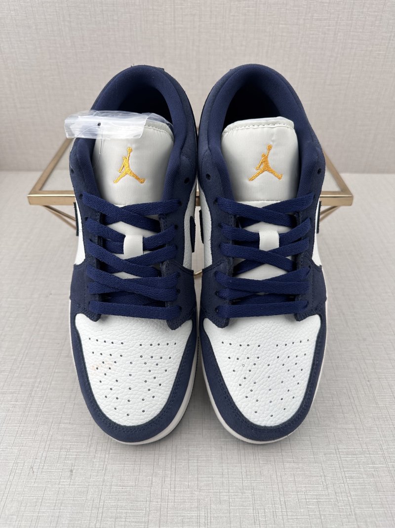 Air Jordan 1 Low DD11 view