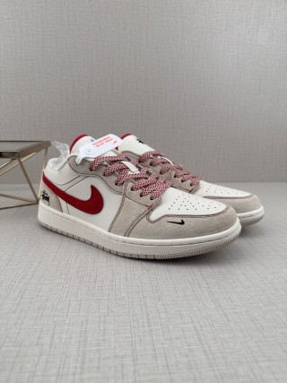 Nike Dunk SB Low view 3