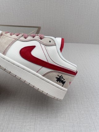 Nike Dunk SB Low view 8