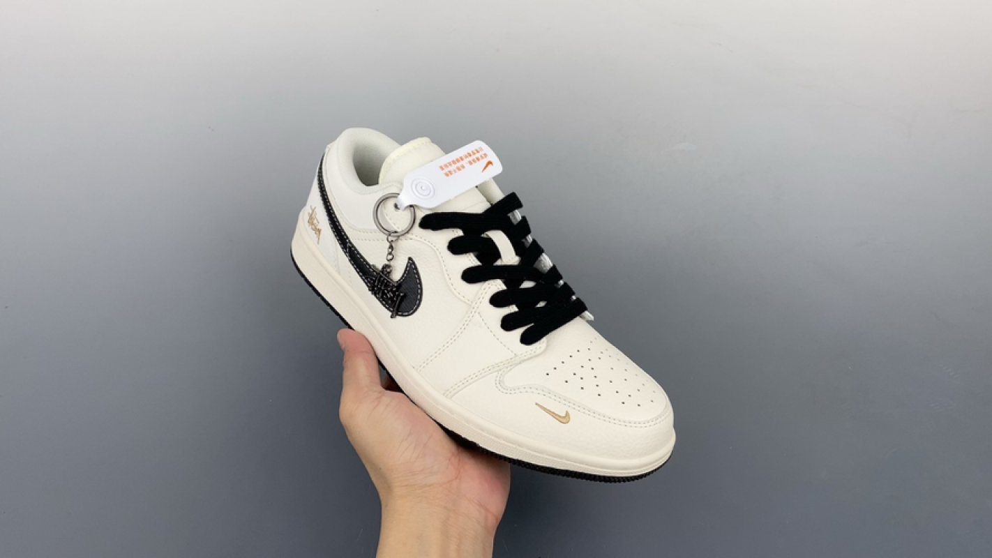 Air Jordan 1 'Stussy'